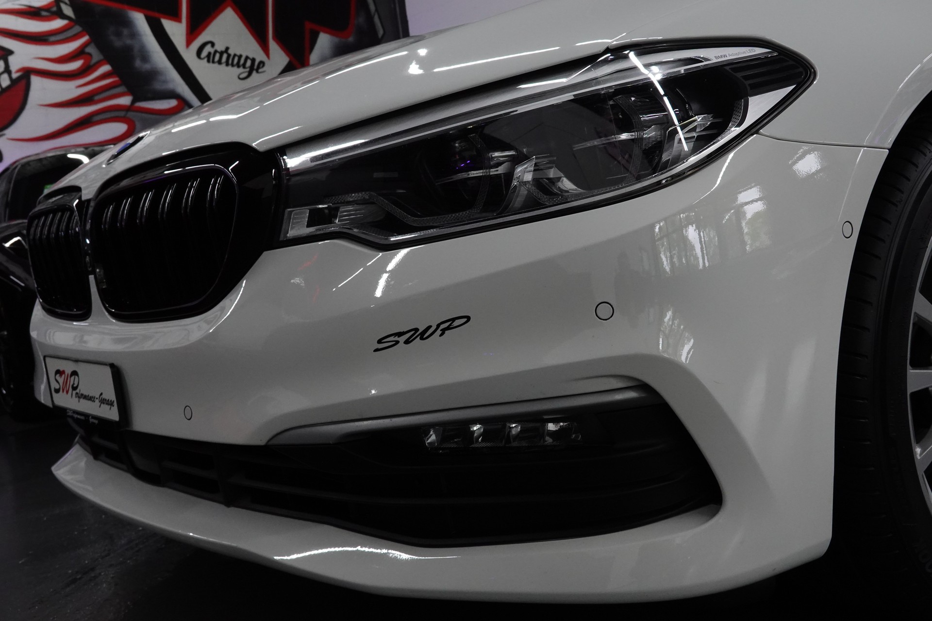 BMW 520d TOURING STEPTRONIC CH-FZ AHL 2000kg-image-6