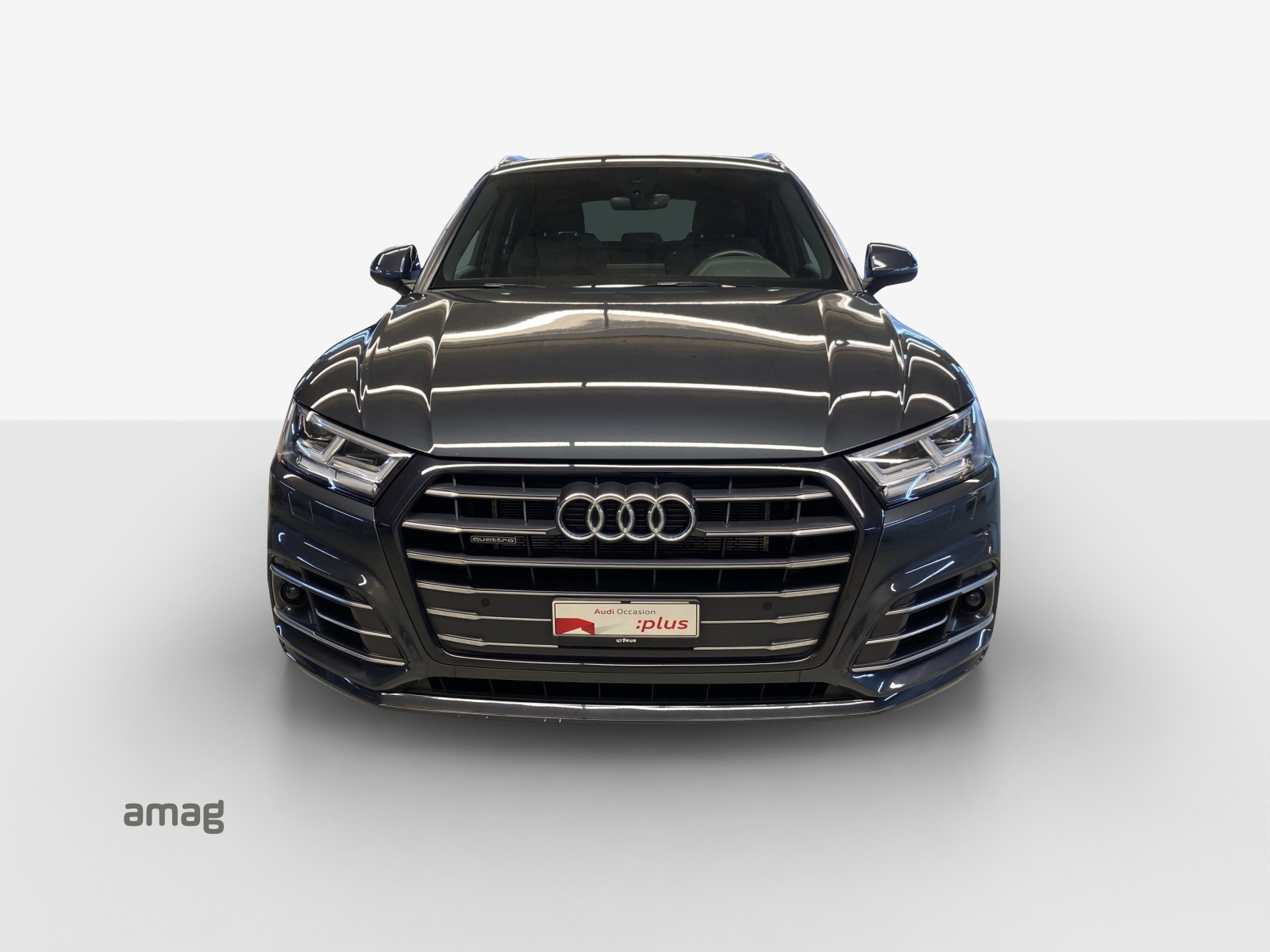 AUDI Q5 55 TFSI e quattro-image-6