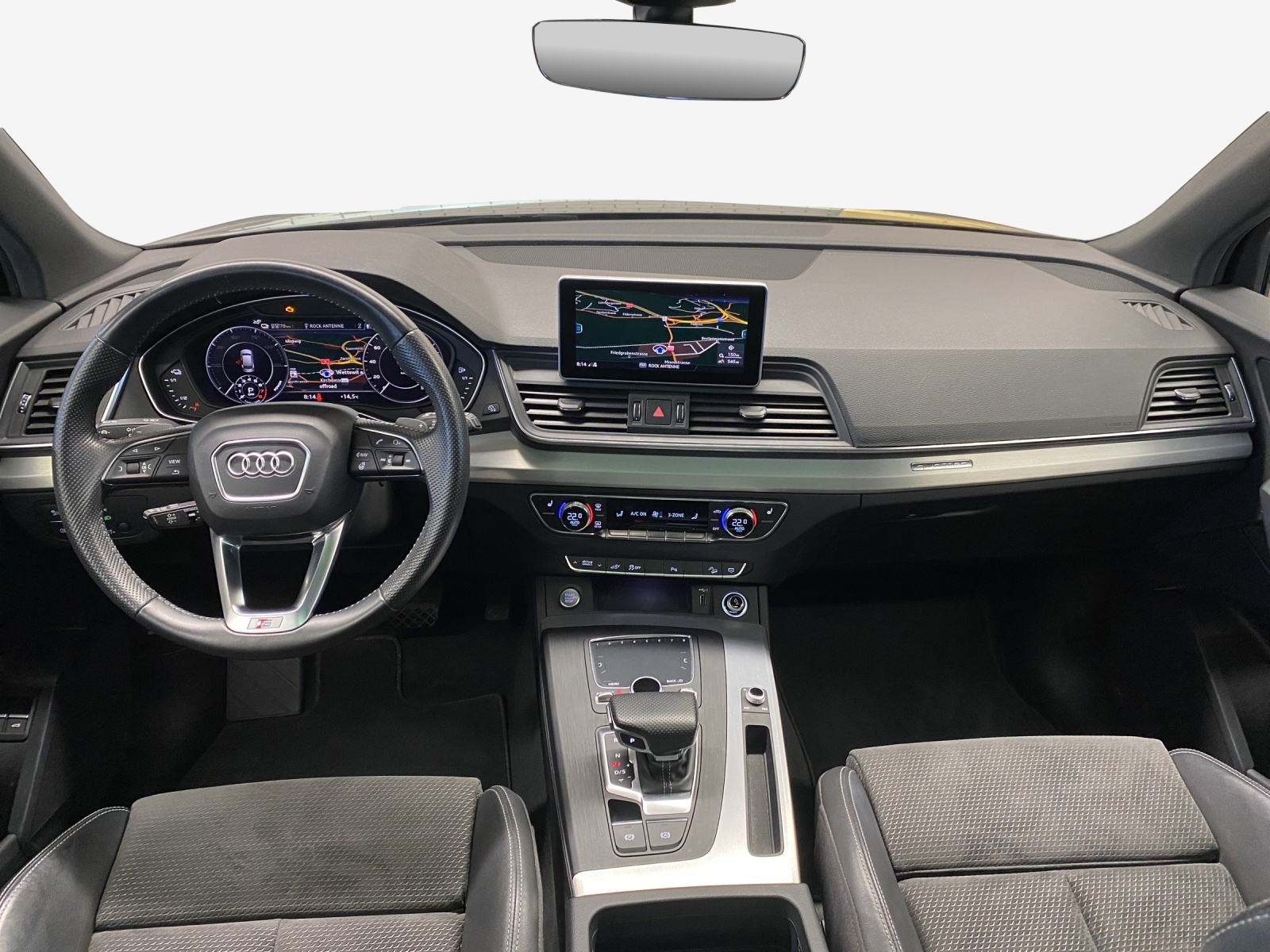 AUDI Q5 55 TFSI e quattro-image-8