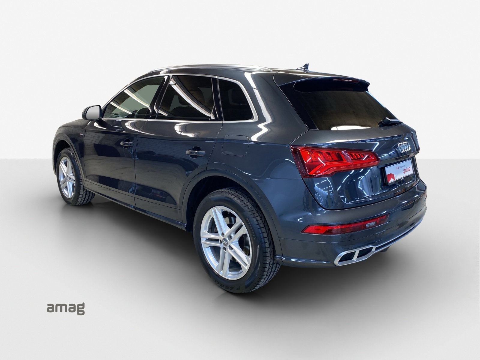 AUDI Q5 55 TFSI e quattro-image-2