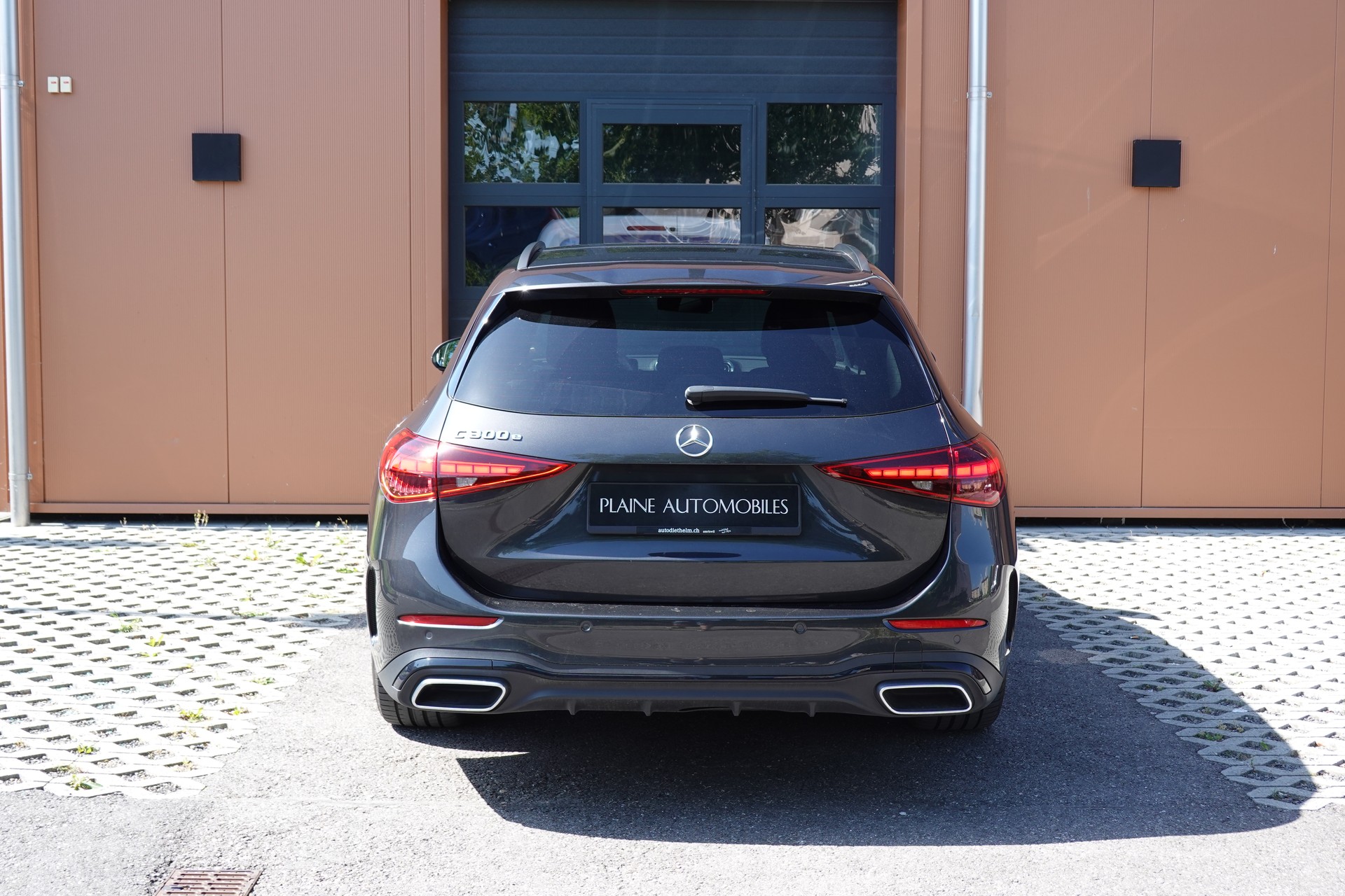 MERCEDES-BENZ C 300e AMG Line - "Pack AMG Int & Exté * Pack Nuit * Pack Mémoire * CH Auto"-image-8