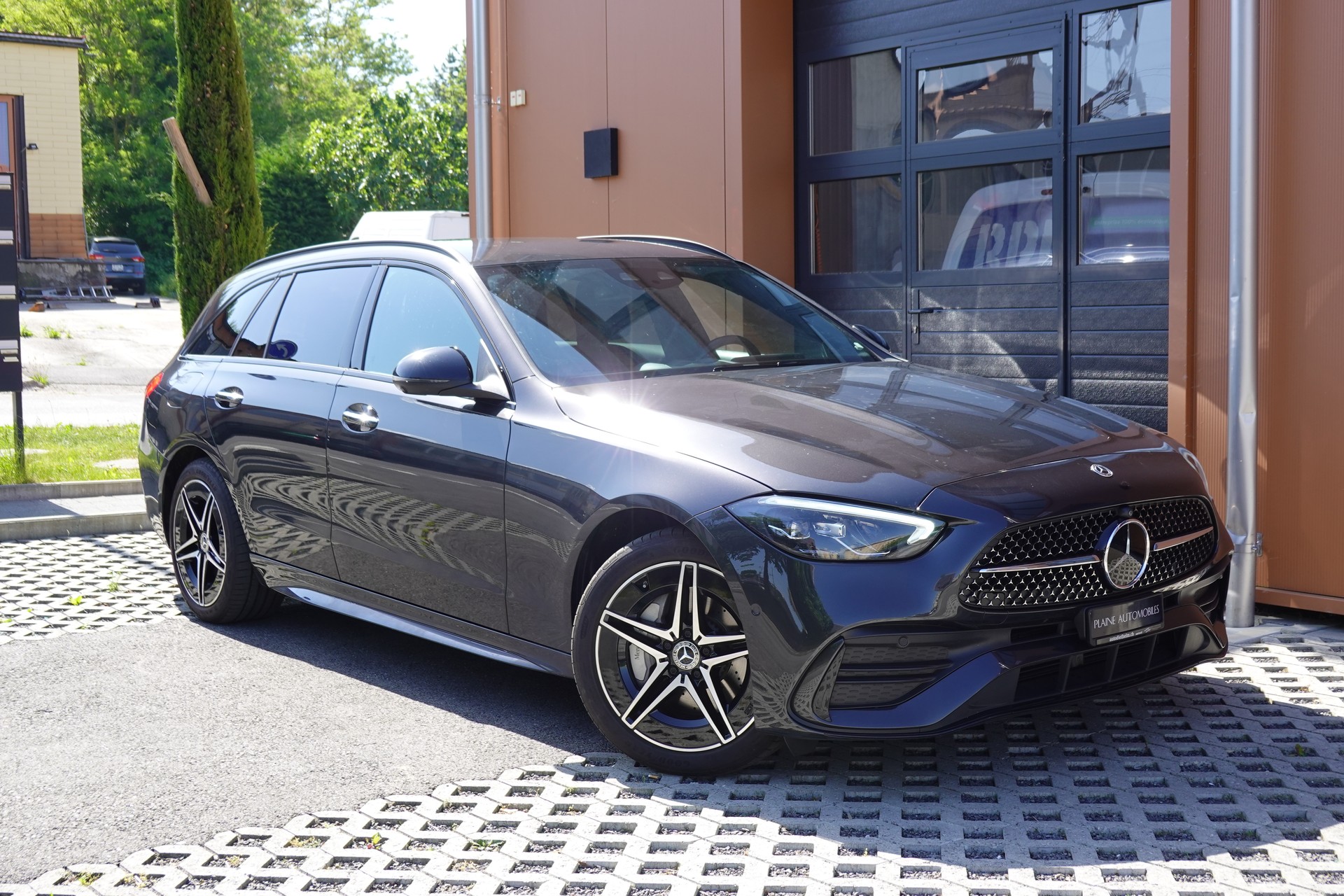 MERCEDES-BENZ C 300e AMG Line - "Pack AMG Int & Exté * Pack Nuit * Pack Mémoire * CH Auto"-image-6