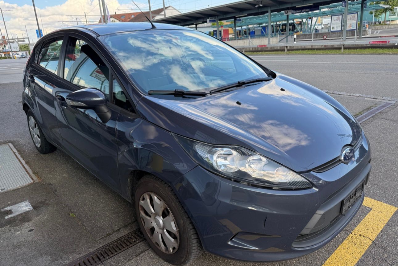 FORD Fiesta 1.25 16V Ambiente-image-0