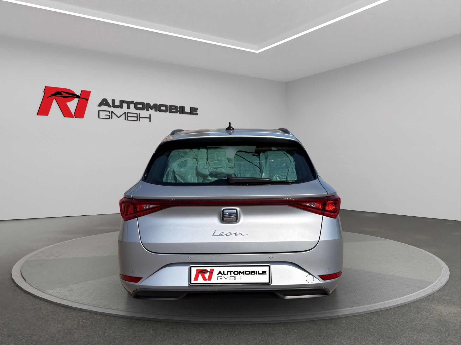 SEAT Leon ST 2.0 TDI EVO DSG Style-image-6