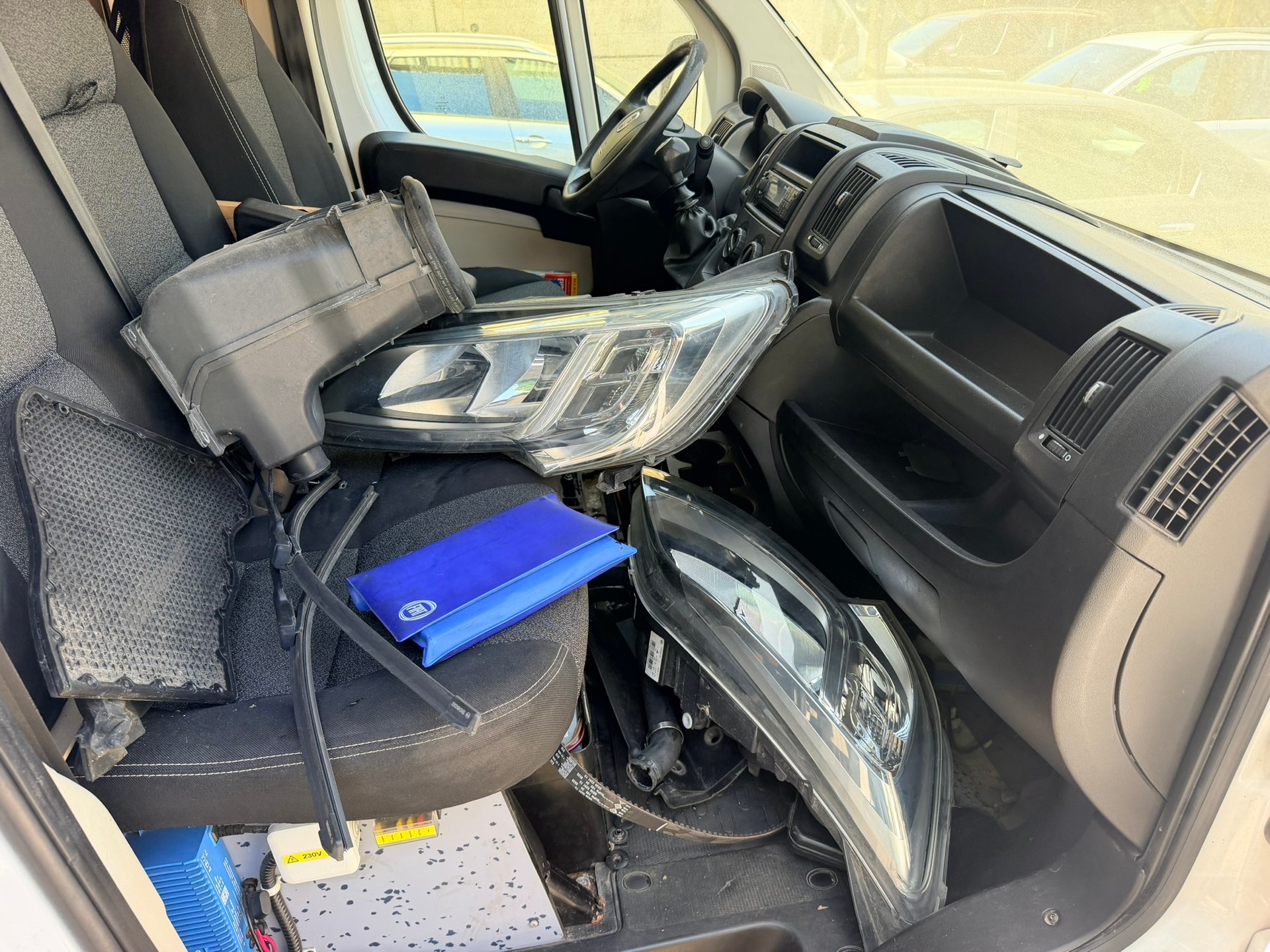 FIAT Ducato 30 2.0 MJ-image-10
