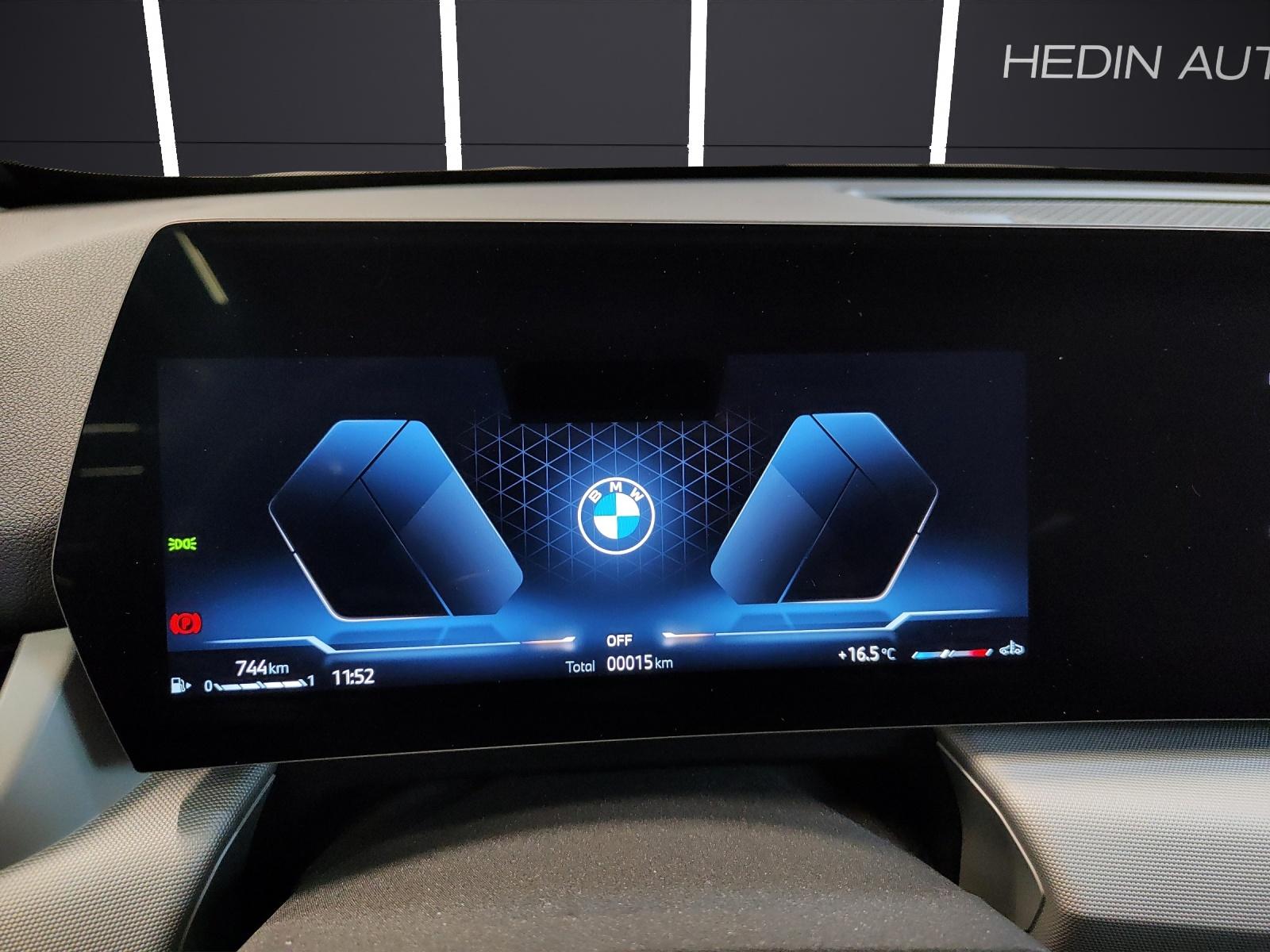 BMW X1 20i sDrive-image-10