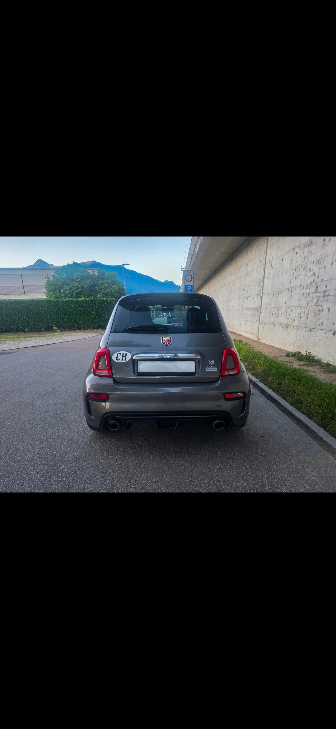FIAT 595 1.4 16V Turbo Abarth Turismo-image-2