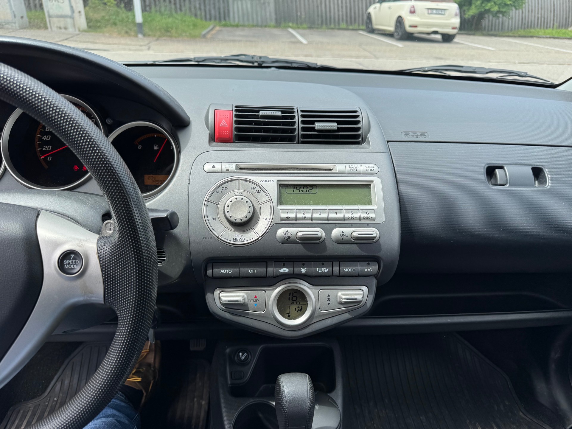 HONDA Jazz ES-image-5