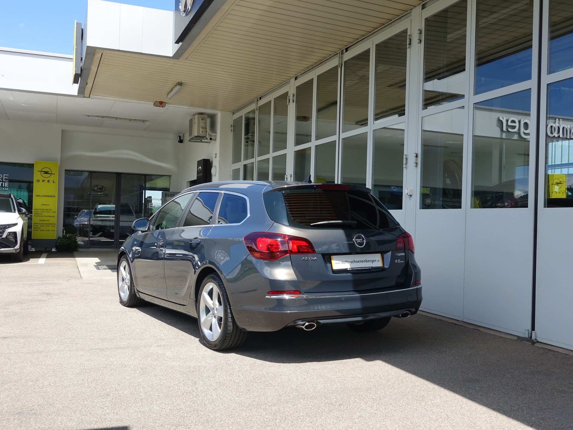 OPEL Astra 2.0 CDTi BiTurbo-image-4