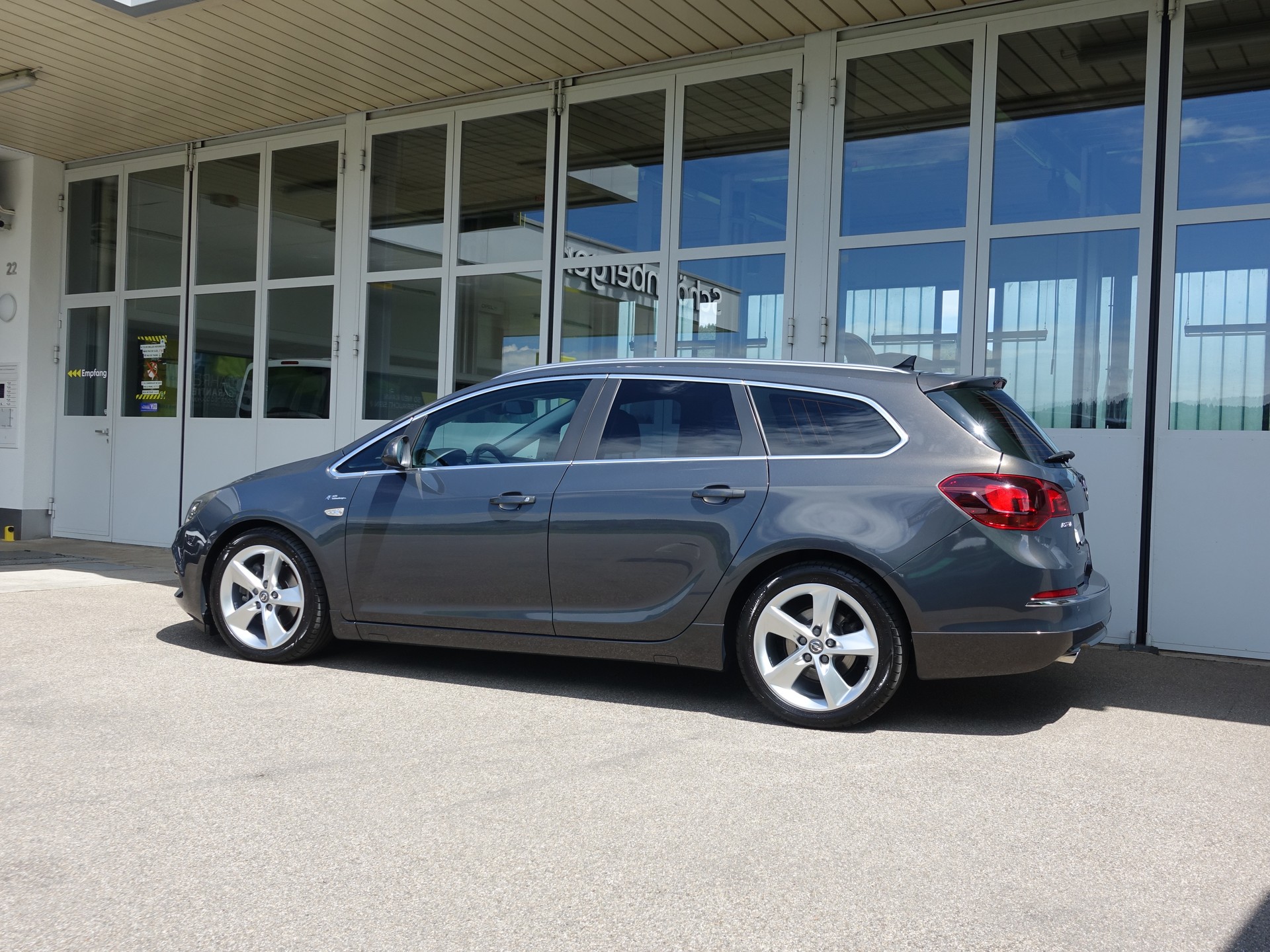 OPEL Astra 2.0 CDTi BiTurbo-showroom-element-3