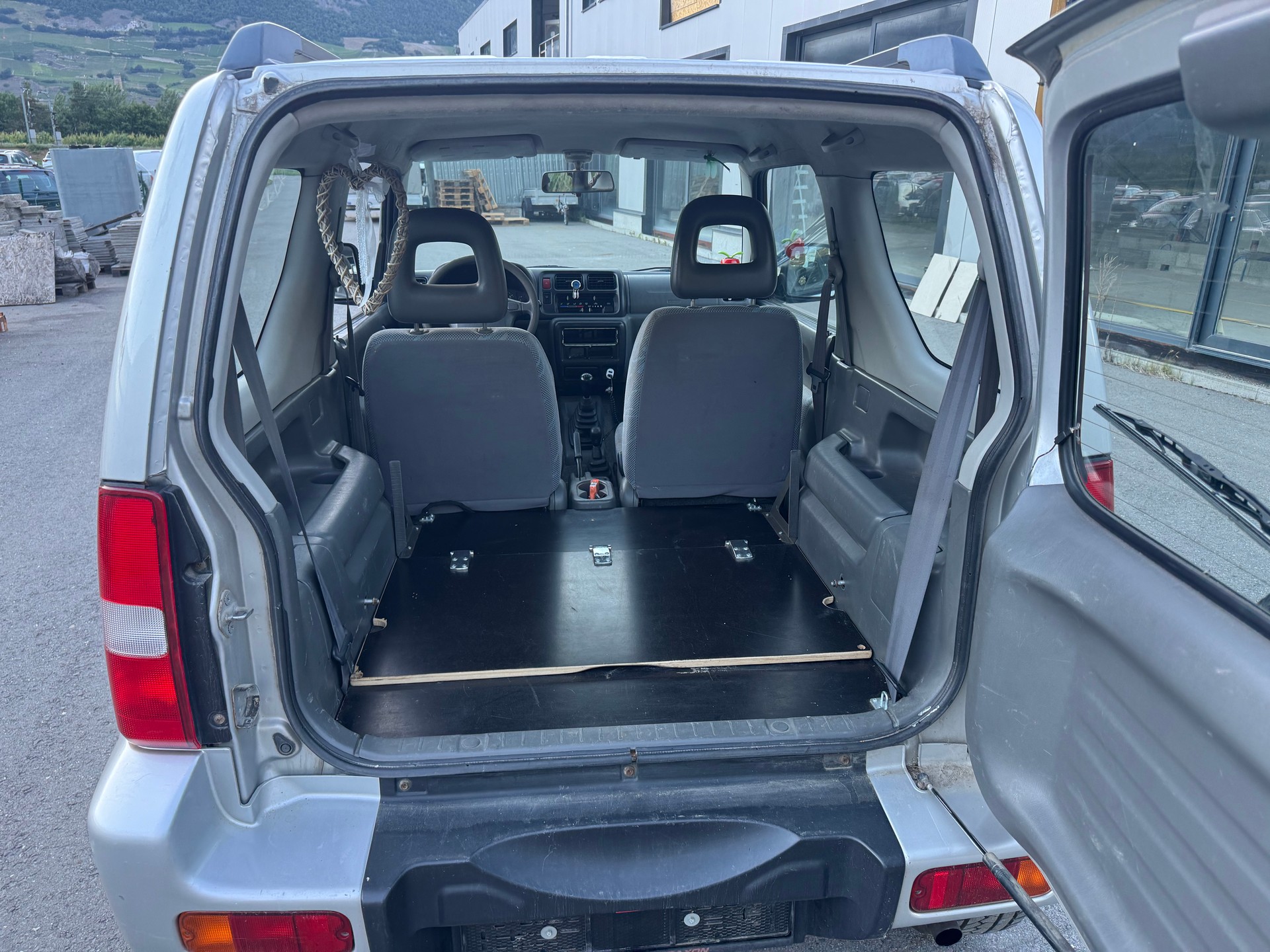 SUZUKI Jimny 1.3 16V JLX Top-image-7