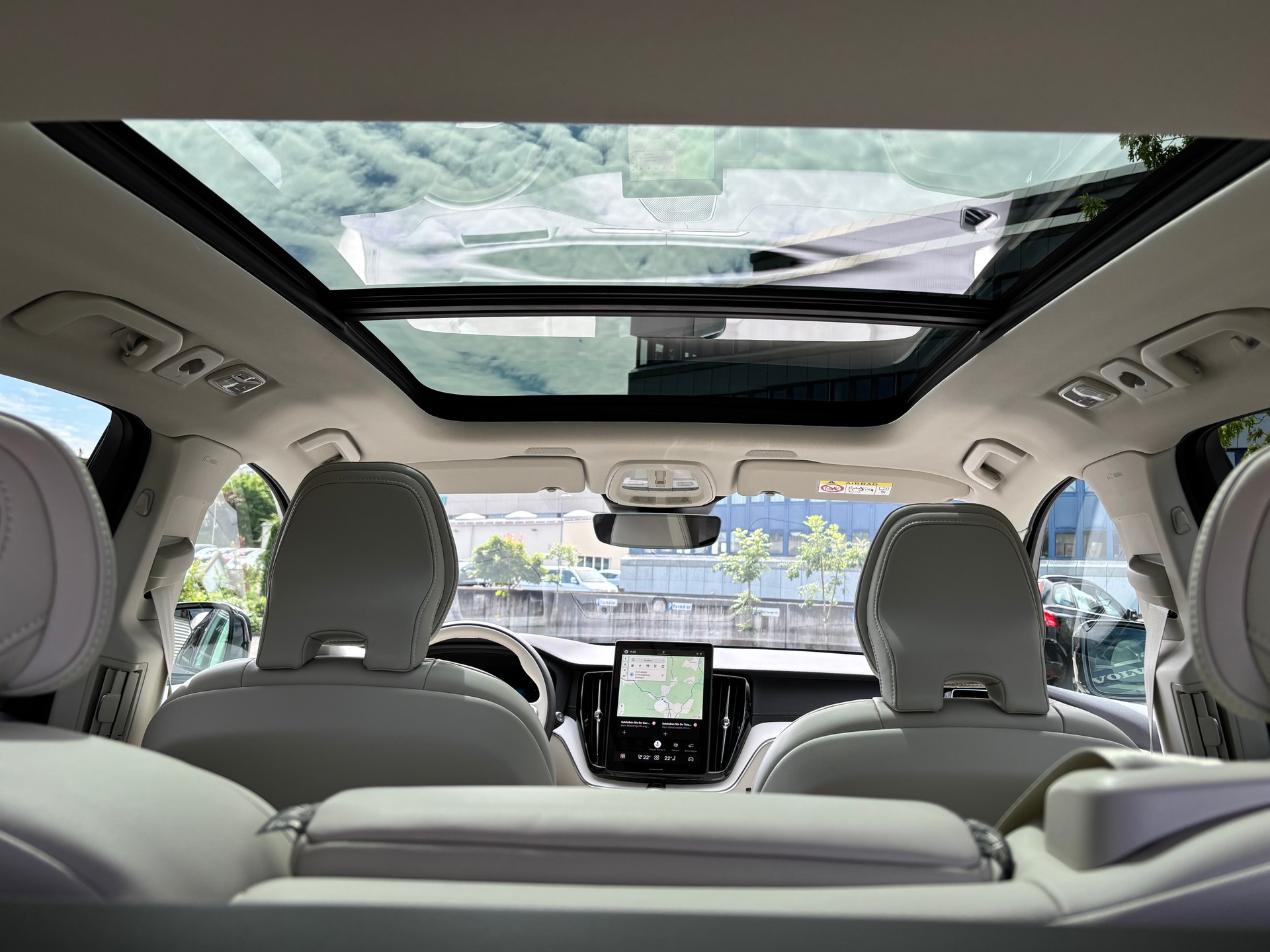 VOLVO XC60 2.0 T8 TE Ultra Dark eAWD-image-10