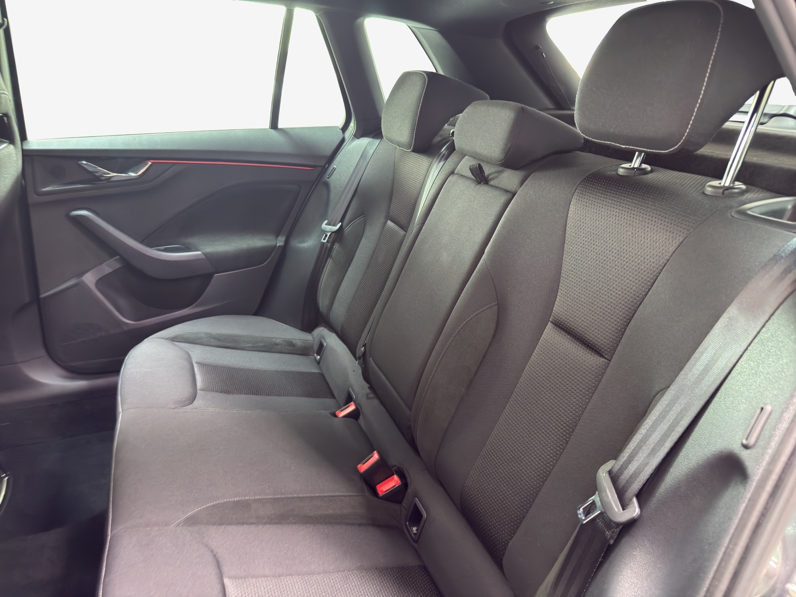 SKODA Kamiq 1.0 TSI Selection DSG-image-11