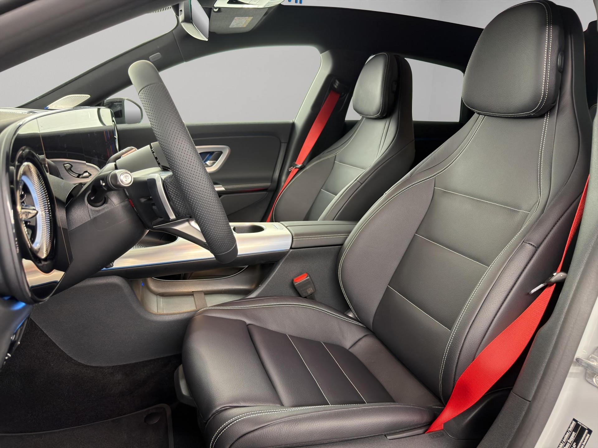 MERCEDES-BENZ CLA 220 4-Matic Shooting Brake-image-8