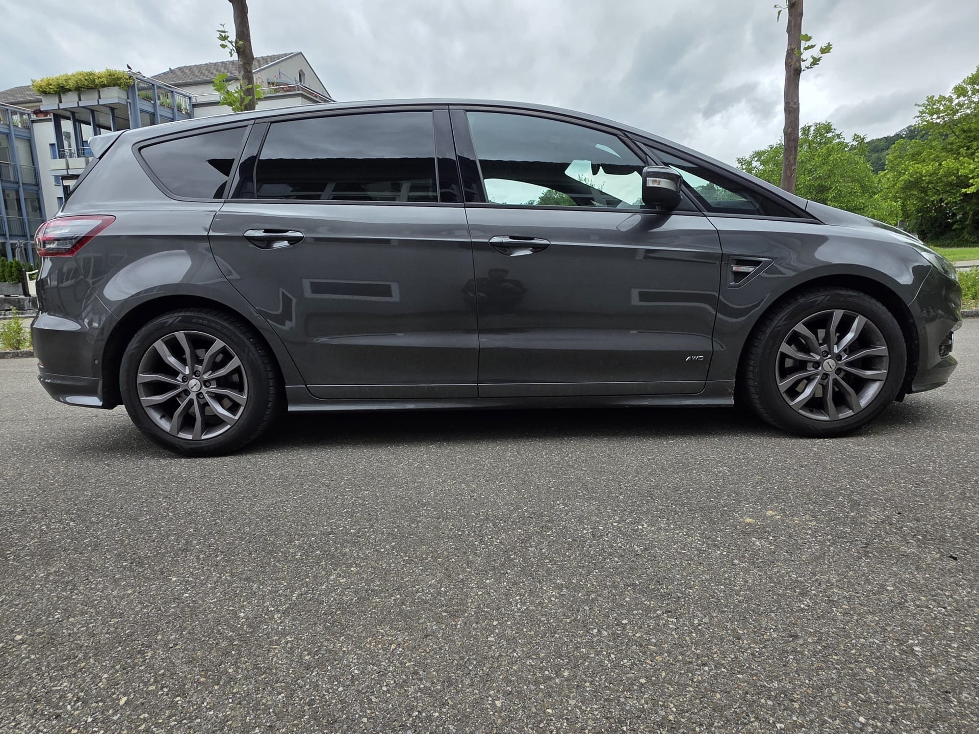 FORD S-Max 2.0 TDCi ST-Line AWD Automatic-image-14