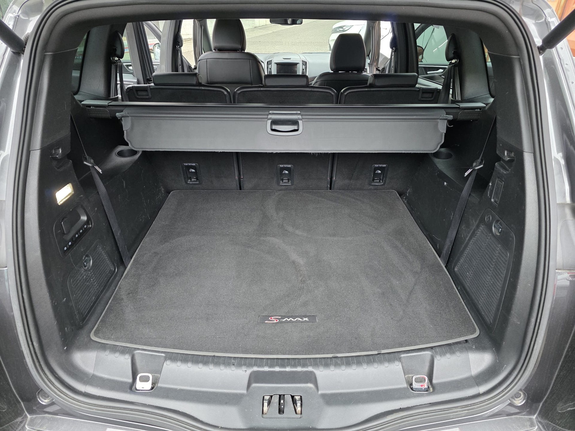 FORD S-Max 2.0 TDCi ST-Line AWD Automatic-image-12