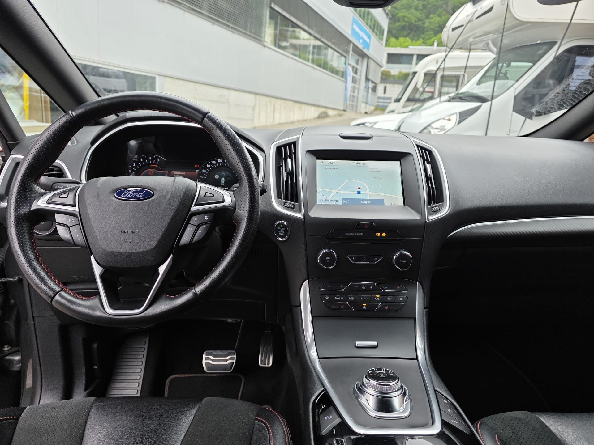 FORD S-Max 2.0 TDCi ST-Line AWD Automatic-image-6