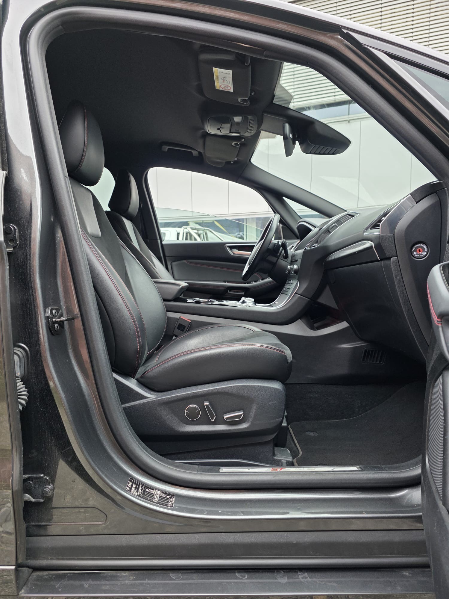 FORD S-Max 2.0 TDCi ST-Line AWD Automatic-image-8