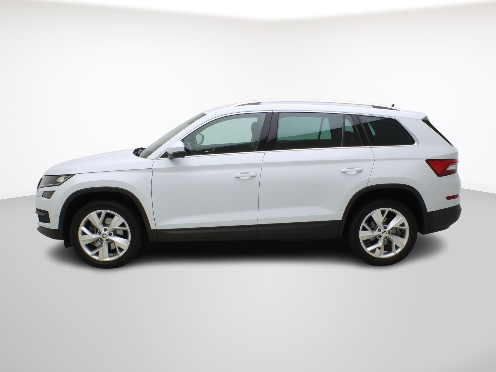 SKODA Kodiaq 2.0 TSI DSG Style-image-2