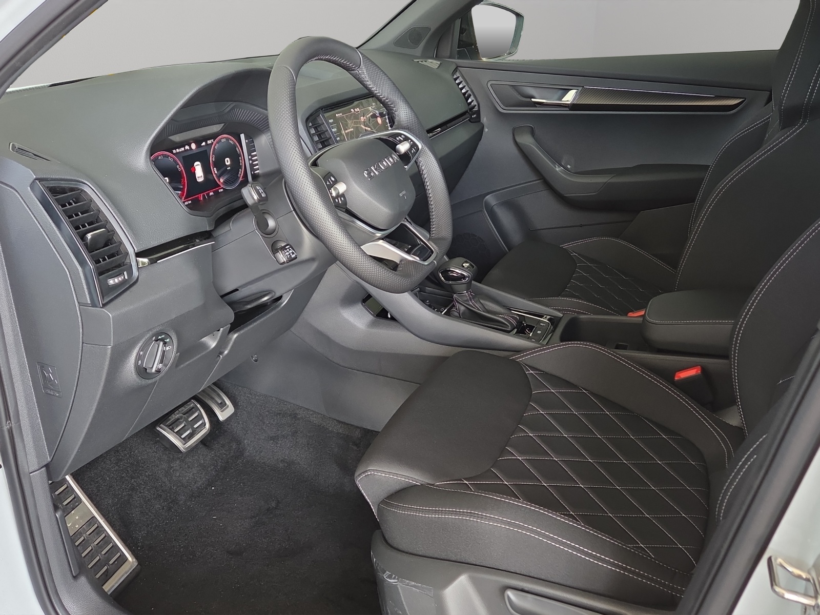 SKODA Karoq 1.5 TSI SportLine DSG-image-5