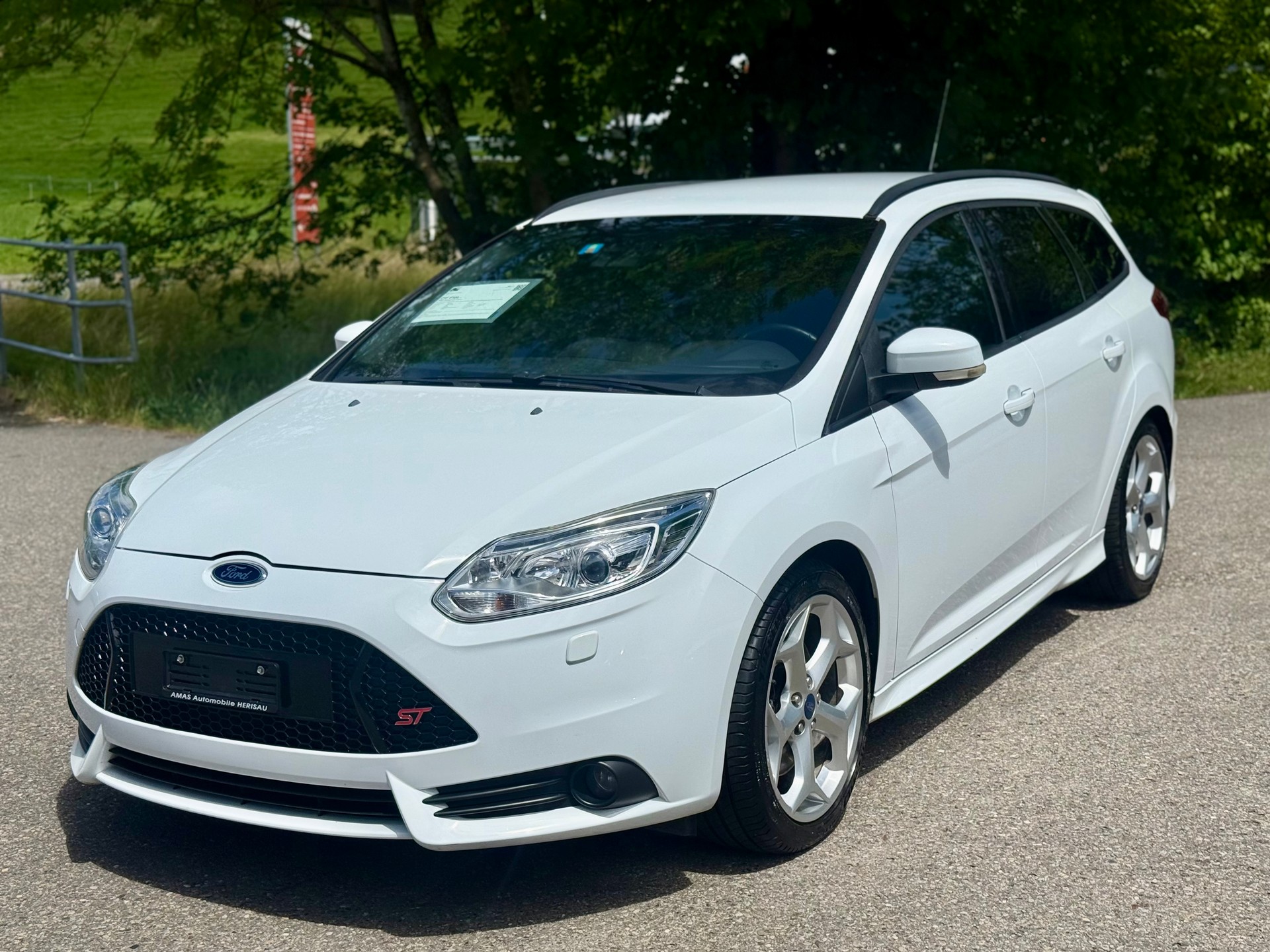 FORD Focus 2.0 SCTi ST-2-image-11