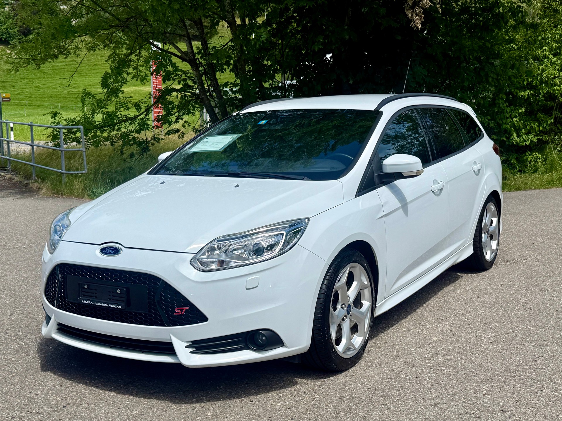 FORD Focus 2.0 SCTi ST-2-image-0