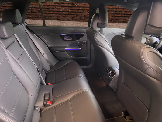 MERCEDES-BENZ C 220 d T 4 M Swiss Star-image-12