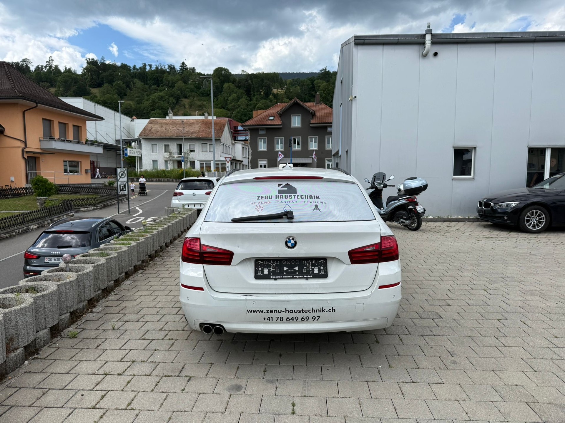 BMW 525d Touring xDrive Steptronic-image-2
