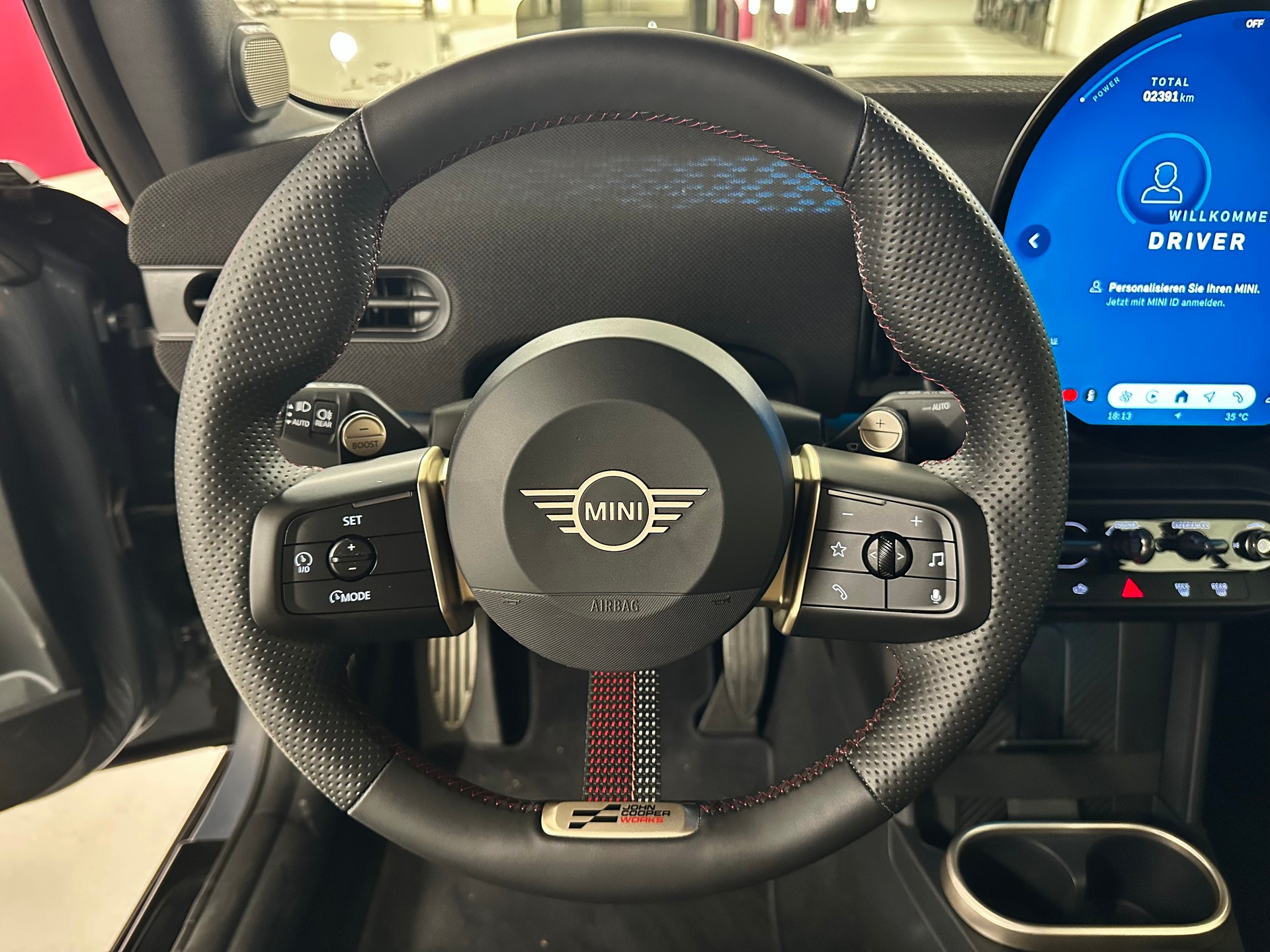 MINI John Cooper Works Cabrio-image-8