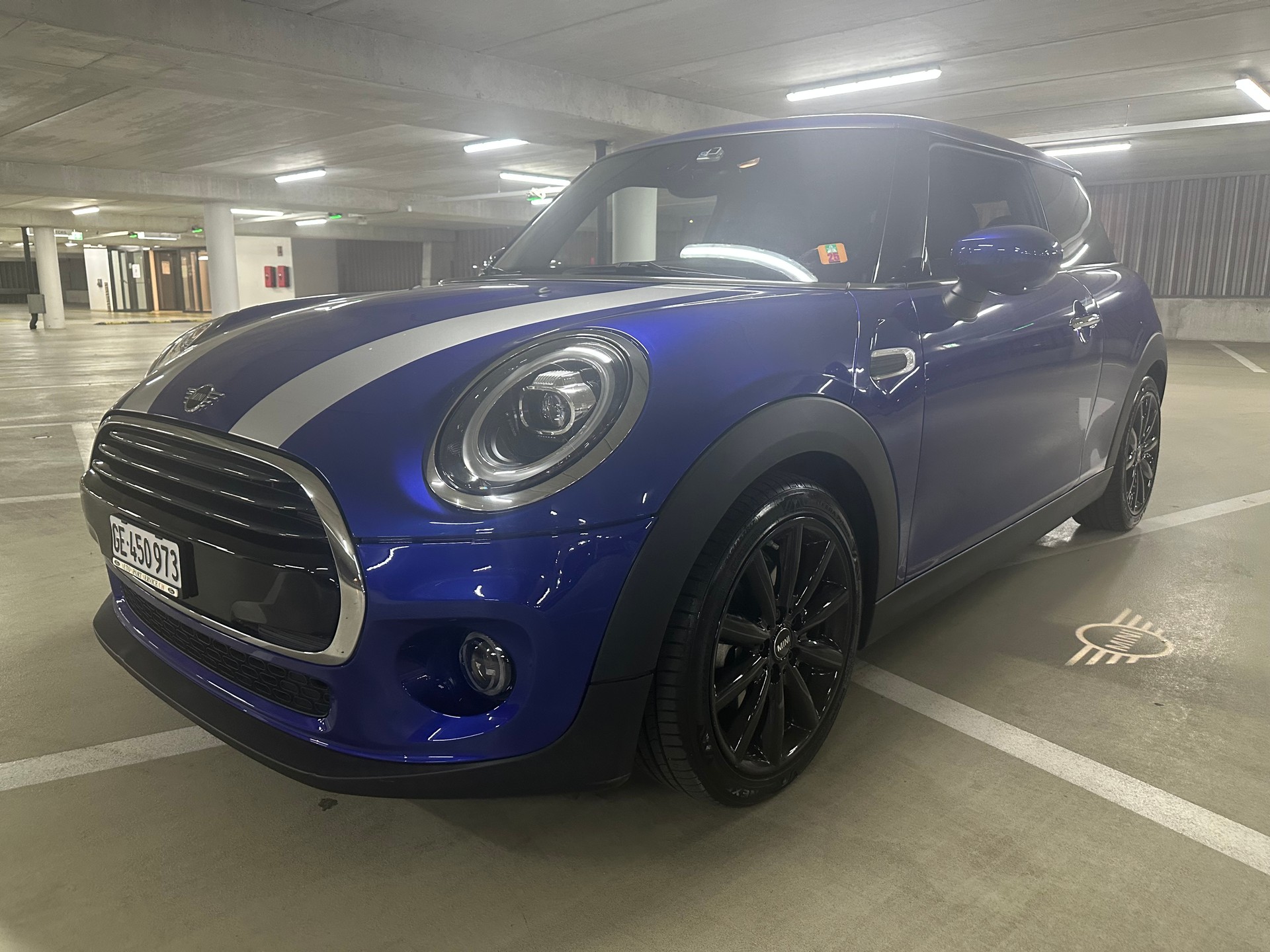 MINI 1.5i Cooper-image-1