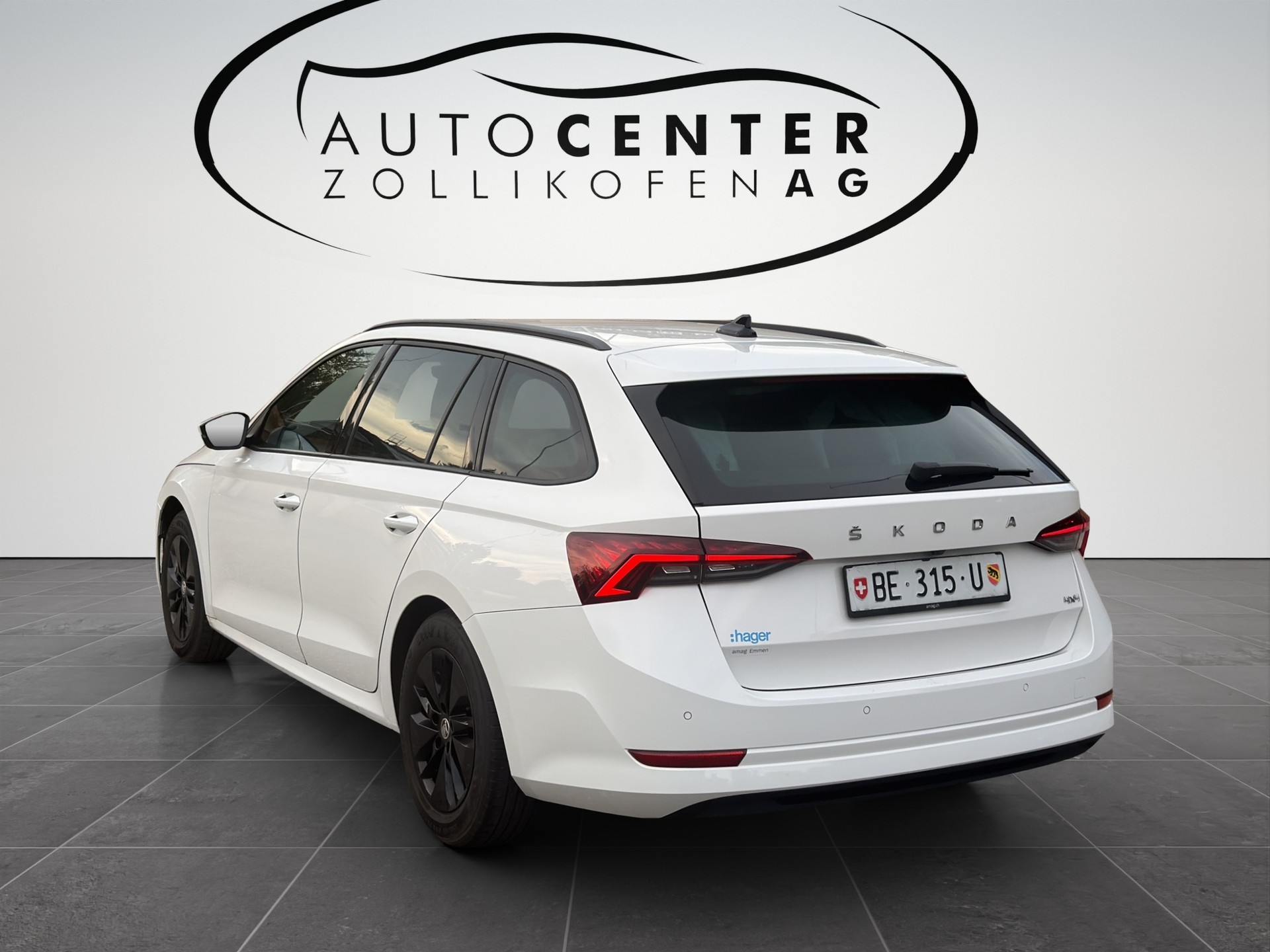 SKODA Octavia Combi 2.0 TDI DSG Ambition 4x4-image-5