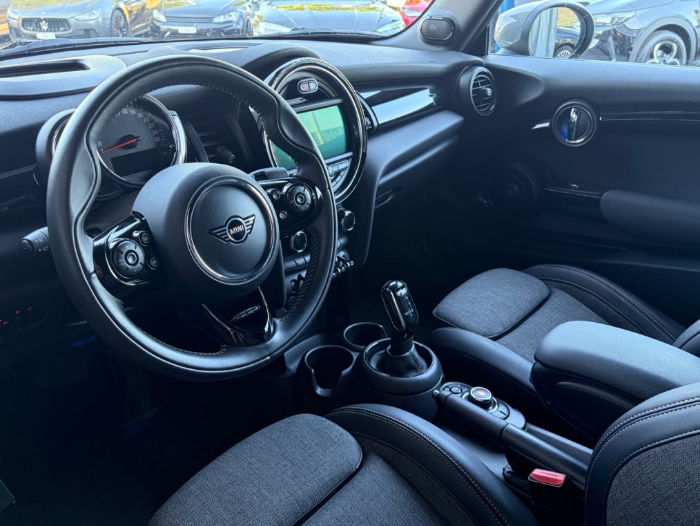 MINI Cooper Cabriolet DKG-image-4