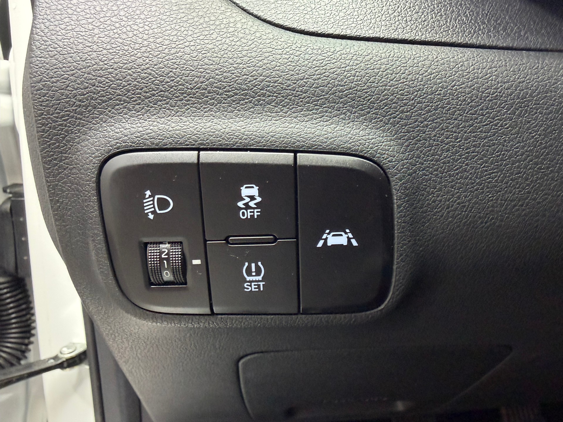 HYUNDAI i10 1.0 Origo-image-17