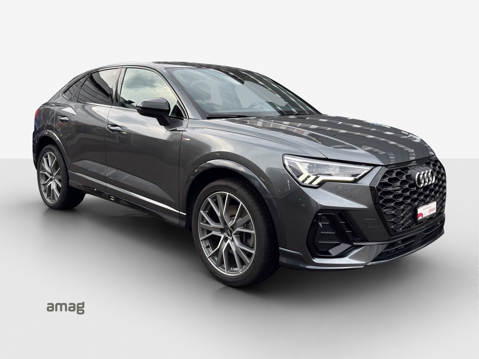 AUDI Q3 Sportback 40 TDI S line Attraction quattro S-tronic-image-5