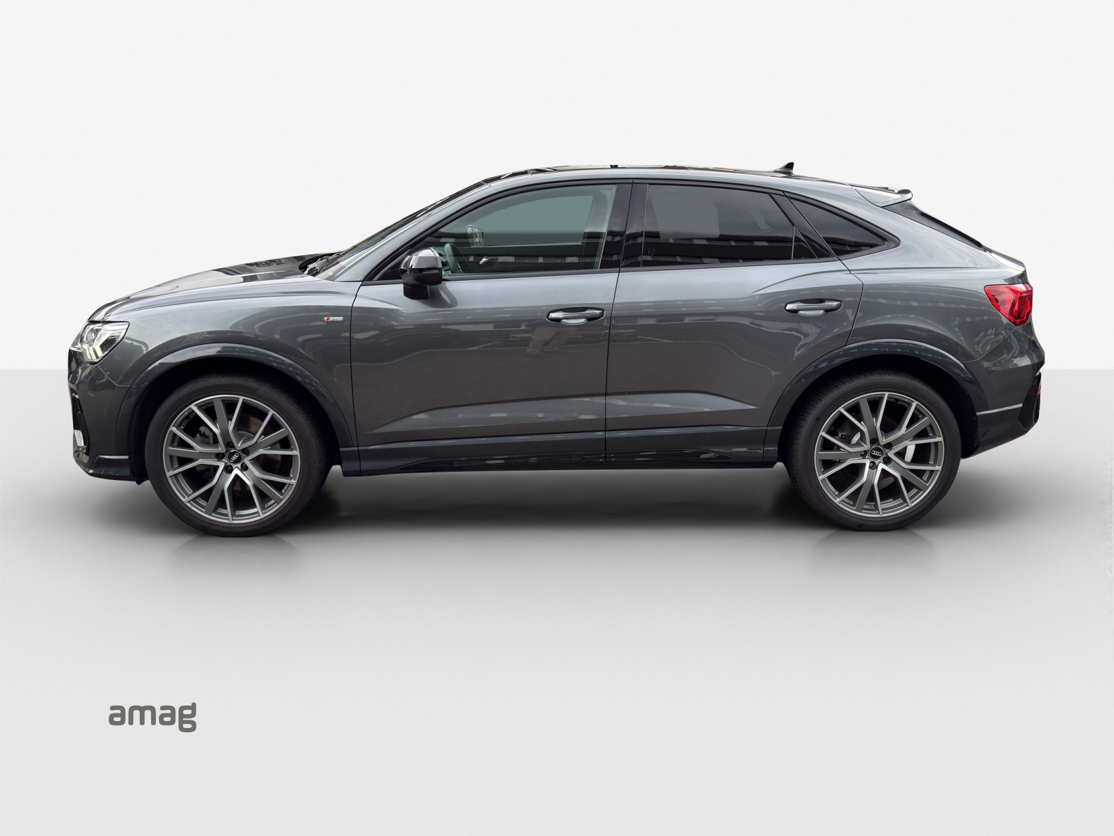 AUDI Q3 Sportback 40 TDI S line Attraction quattro S-tronic-image-1