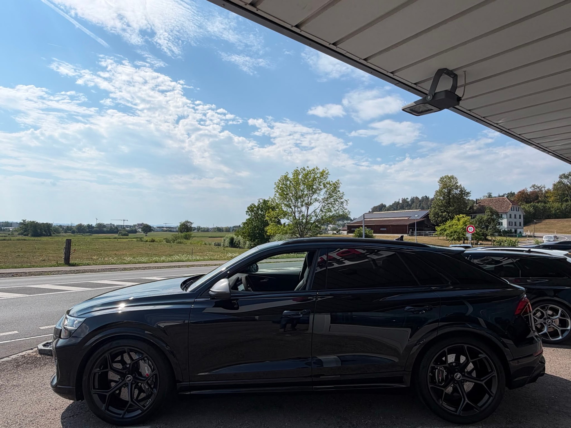 AUDI RSQ8 performance quattro-image-9