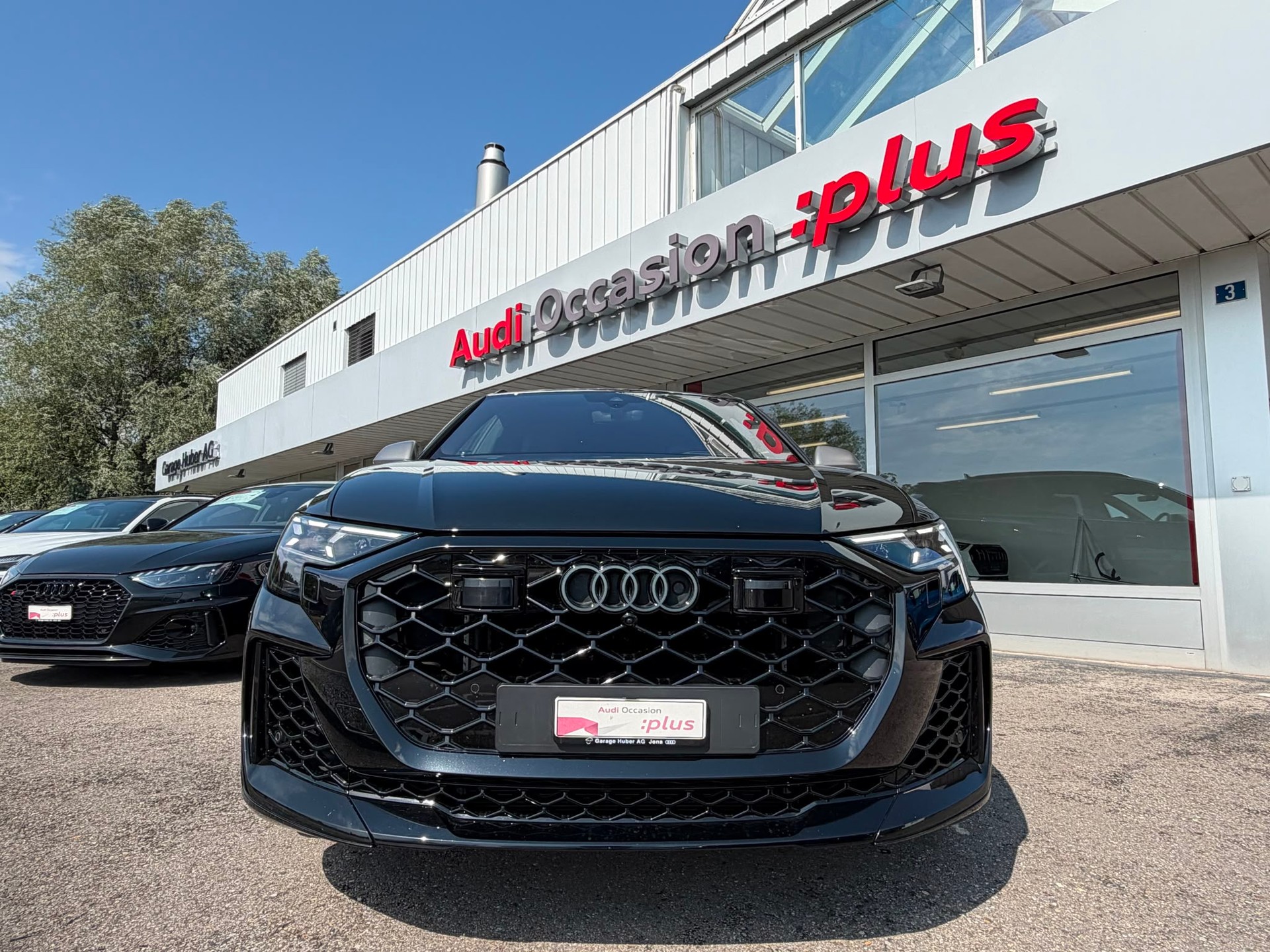 AUDI RSQ8 performance quattro-image-7