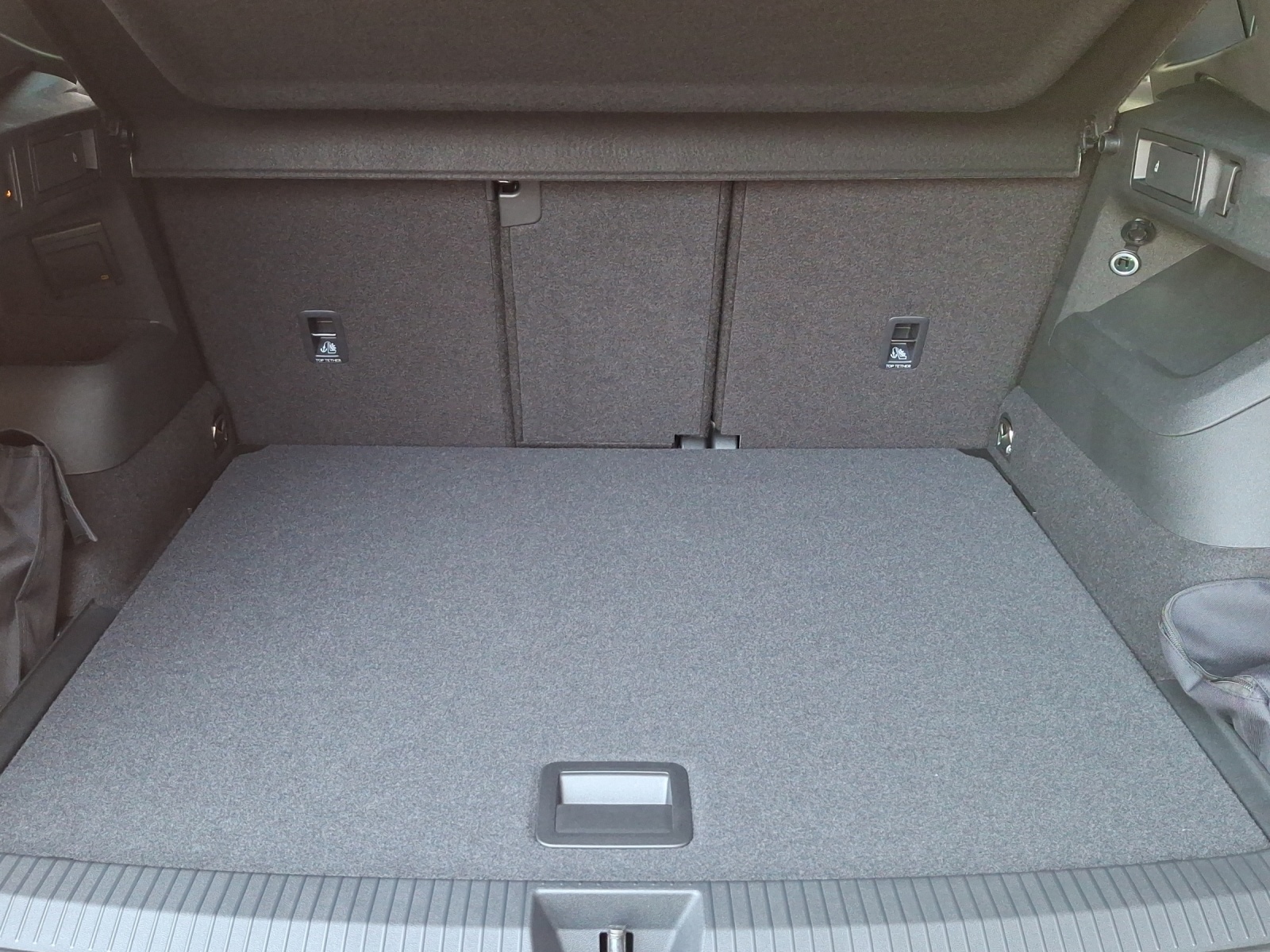 VW Tiguan 1.5 TSI evo2 mHEV R-Line DSG-image-12