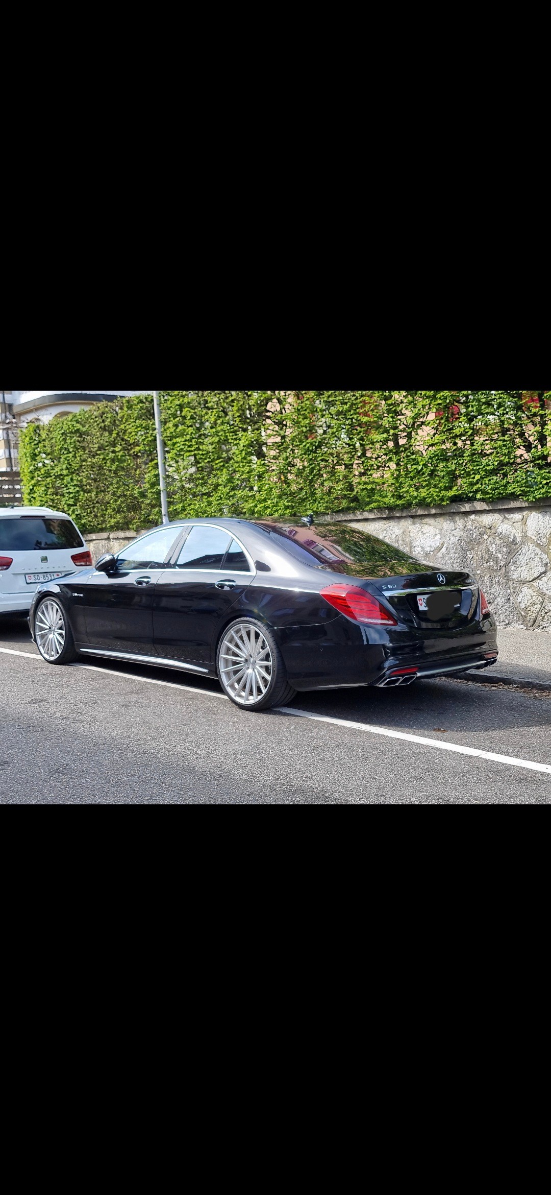 MERCEDES-BENZ S 63 AMG-image-1