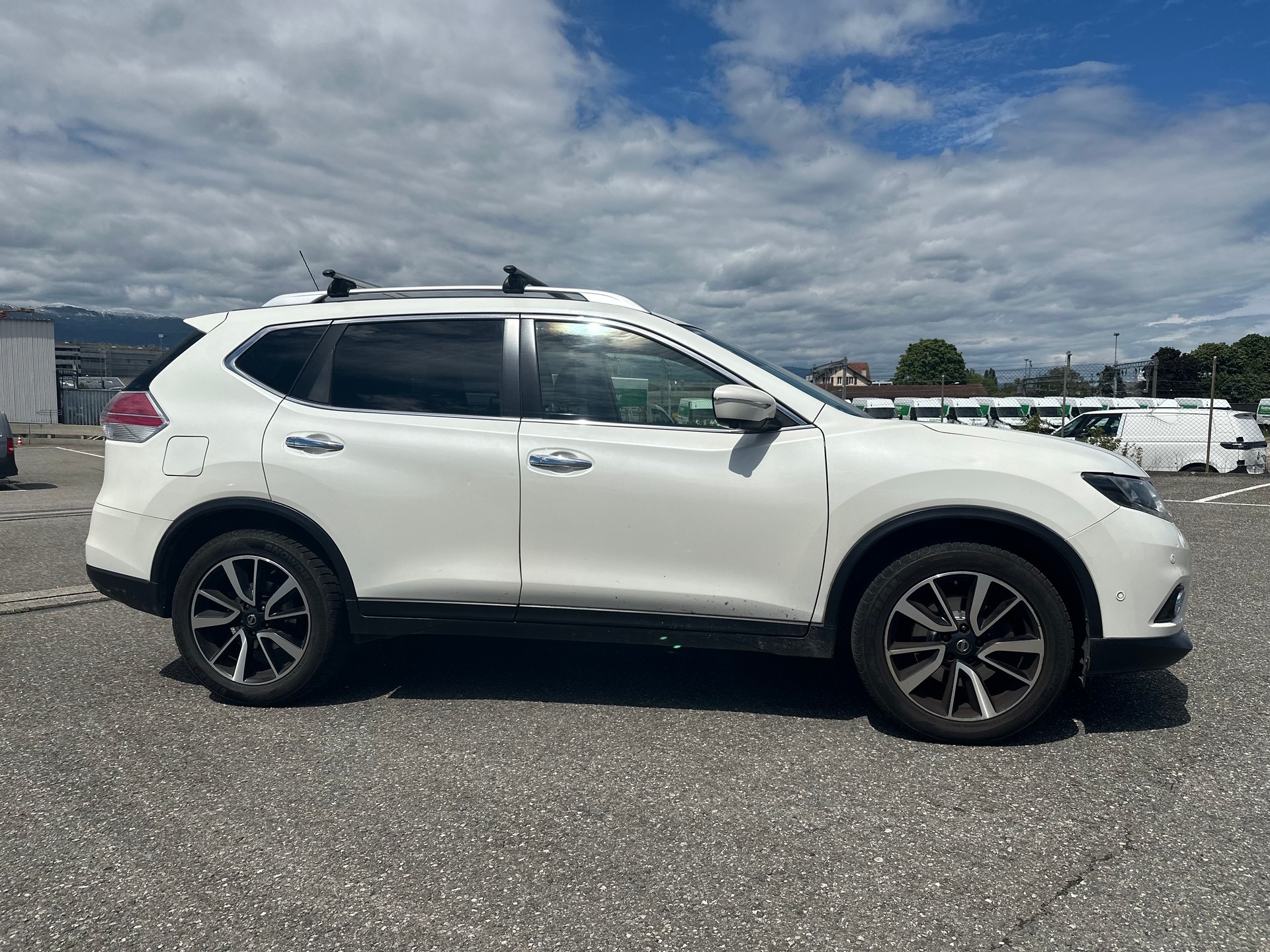 NISSAN X-TRAIL-image-3