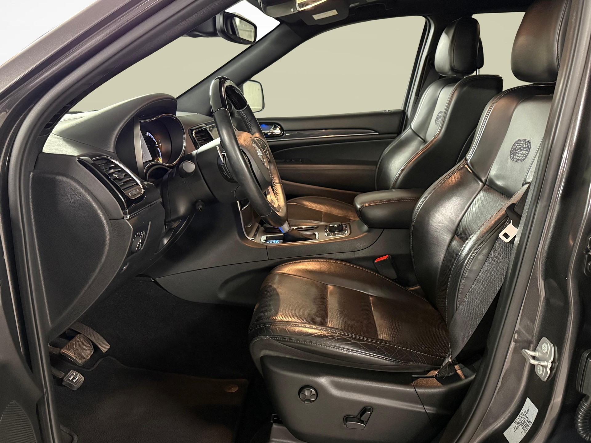 JEEP Grand Cherokee 3.0 CRD 250 Overland-image-10