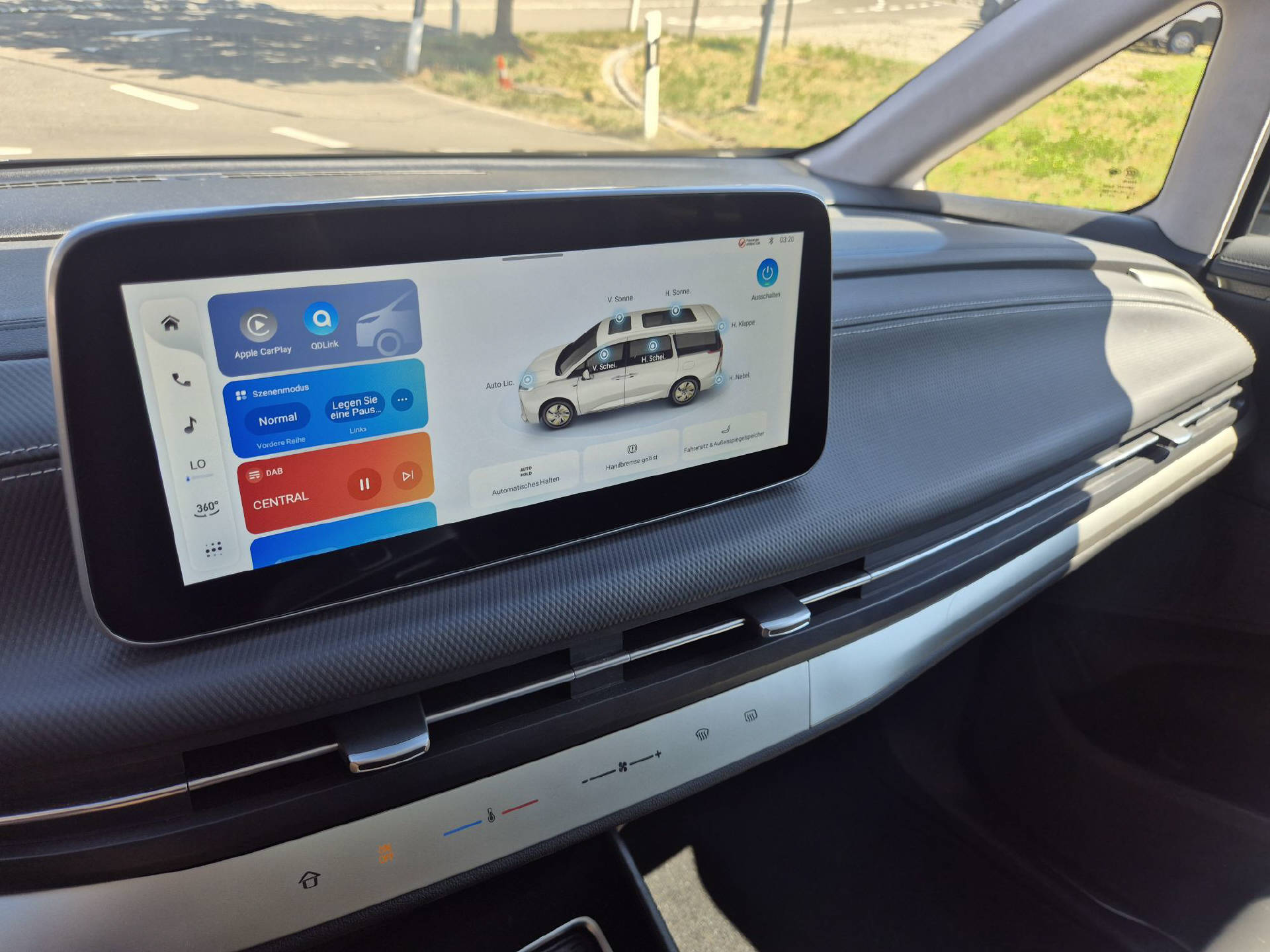 MAXUS Mifa 9 Elite 90 kWh 7P-image-11