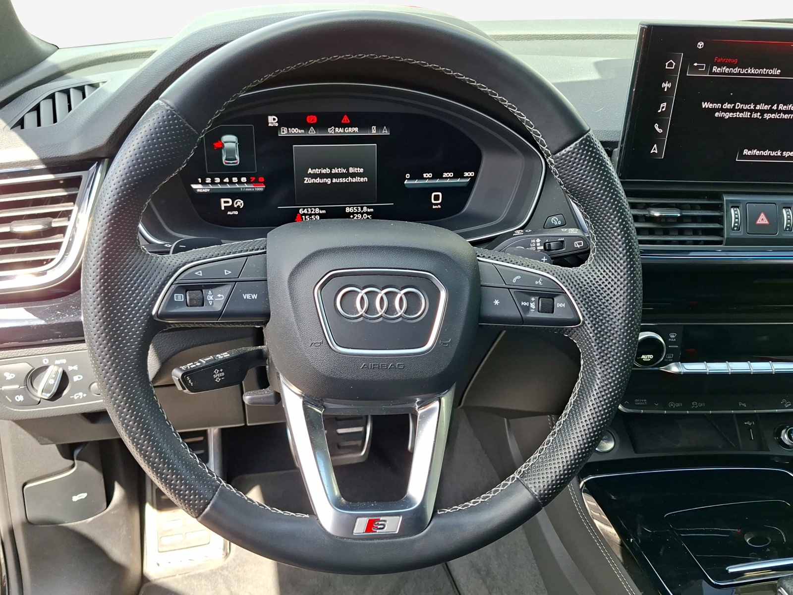 AUDI Q5 Sportback 45 TFSI S line quattro S-tronic-image-10