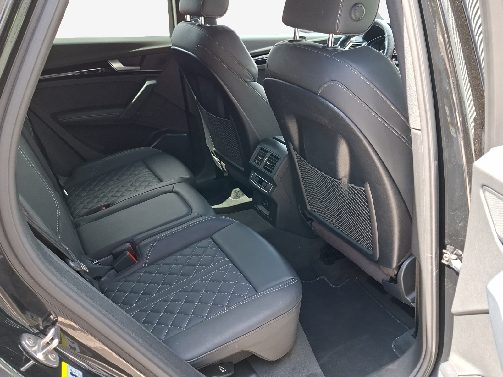 AUDI Q5 Sportback 45 TFSI S line quattro S-tronic-image-14