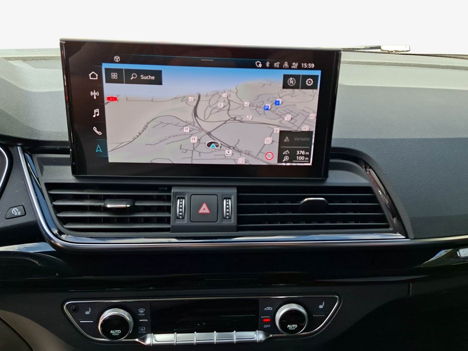 AUDI Q5 Sportback 45 TFSI S line quattro S-tronic-image-8