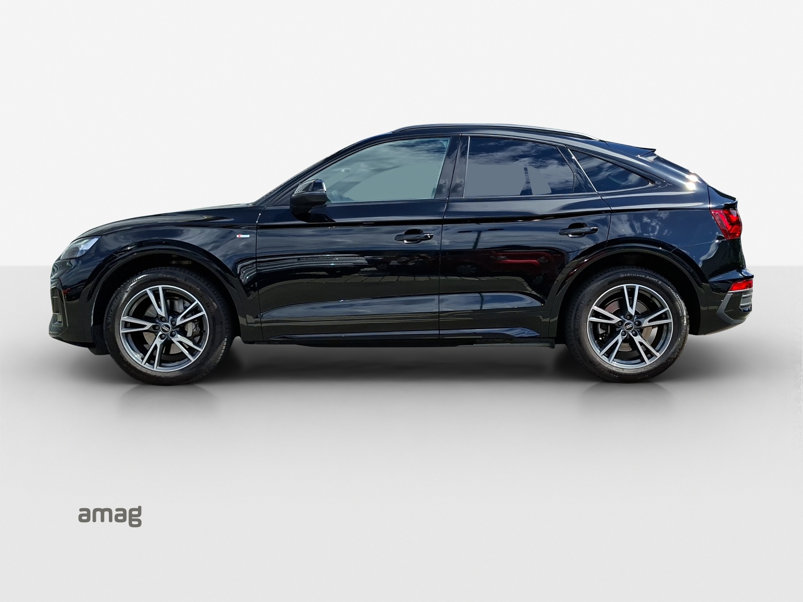 AUDI Q5 Sportback 45 TFSI S line quattro S-tronic-image-1