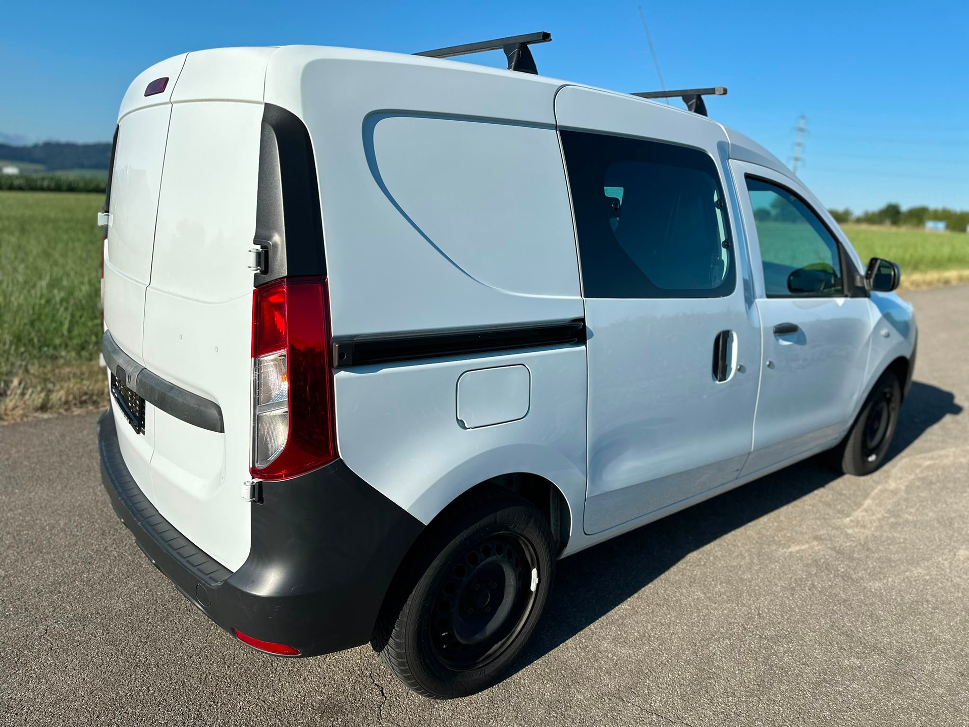 DACIA Dokker Van SCe 100 S&S Ambiance-image-5