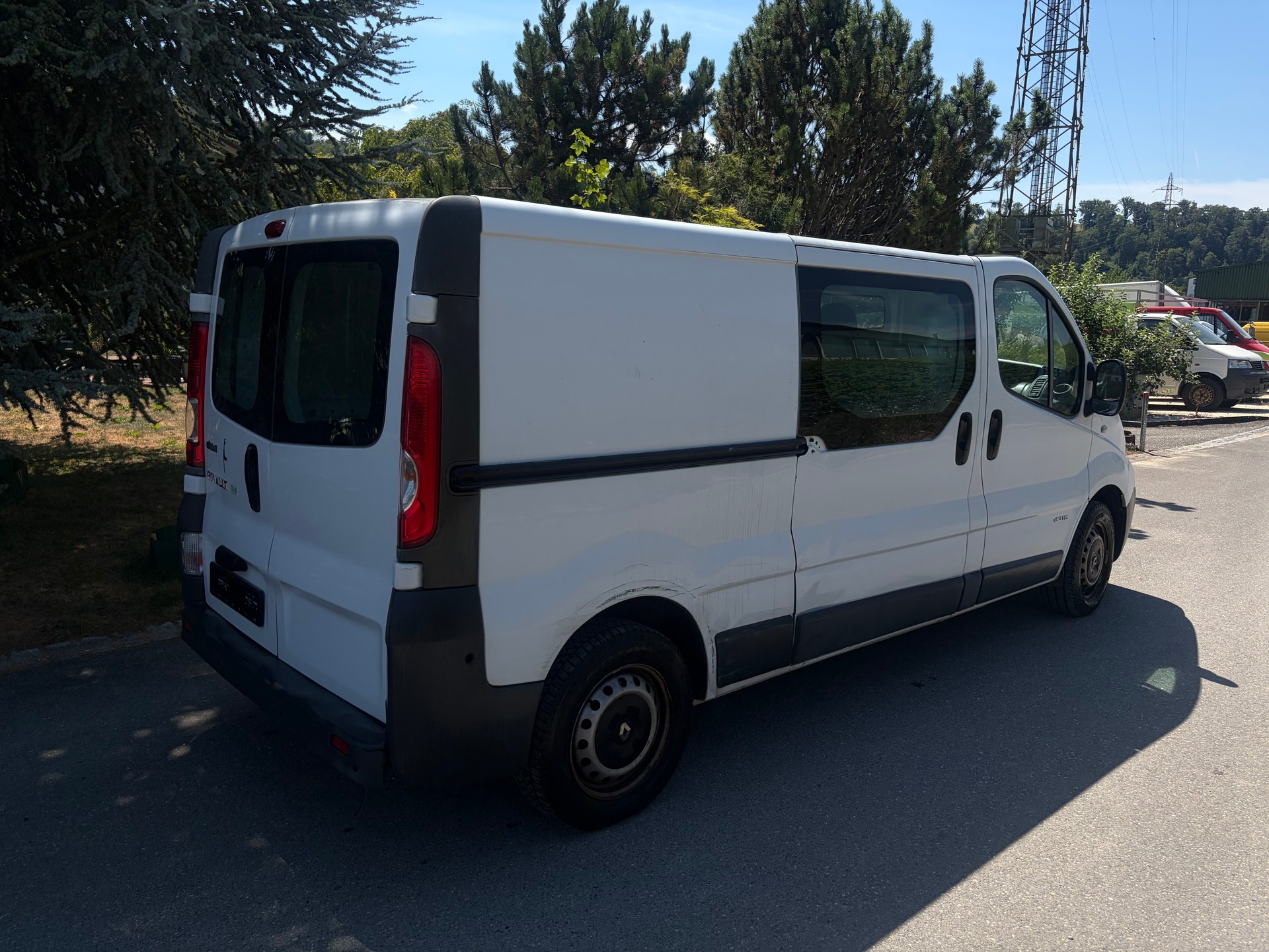 RENAULT Trafic 2.0 dCi L2H1 Grand Passenger Expression-image-8
