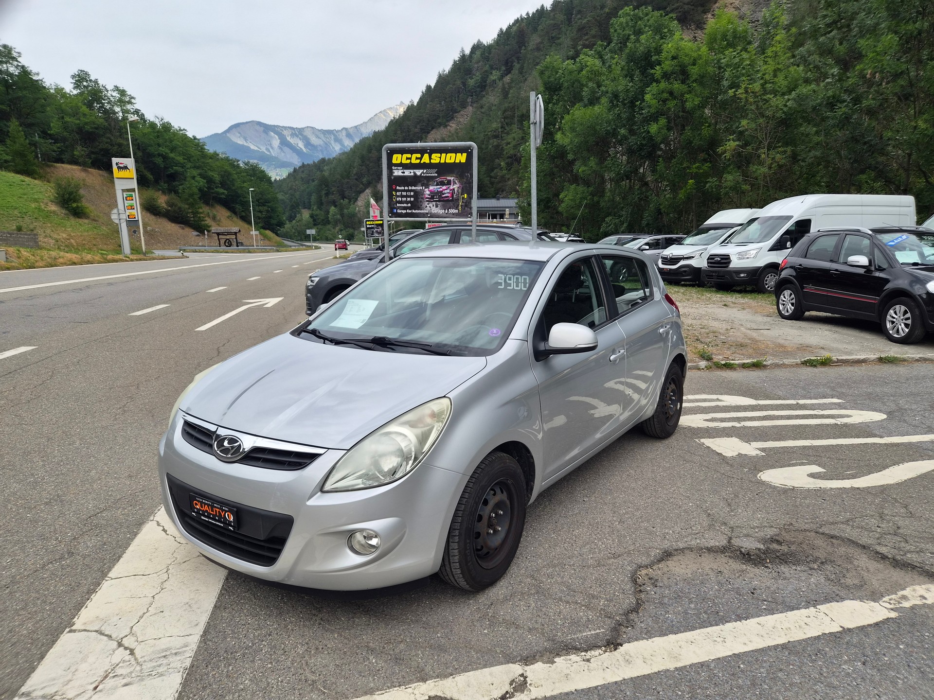 HYUNDAI i20 1.4 Swiss Plus Edition-image-2