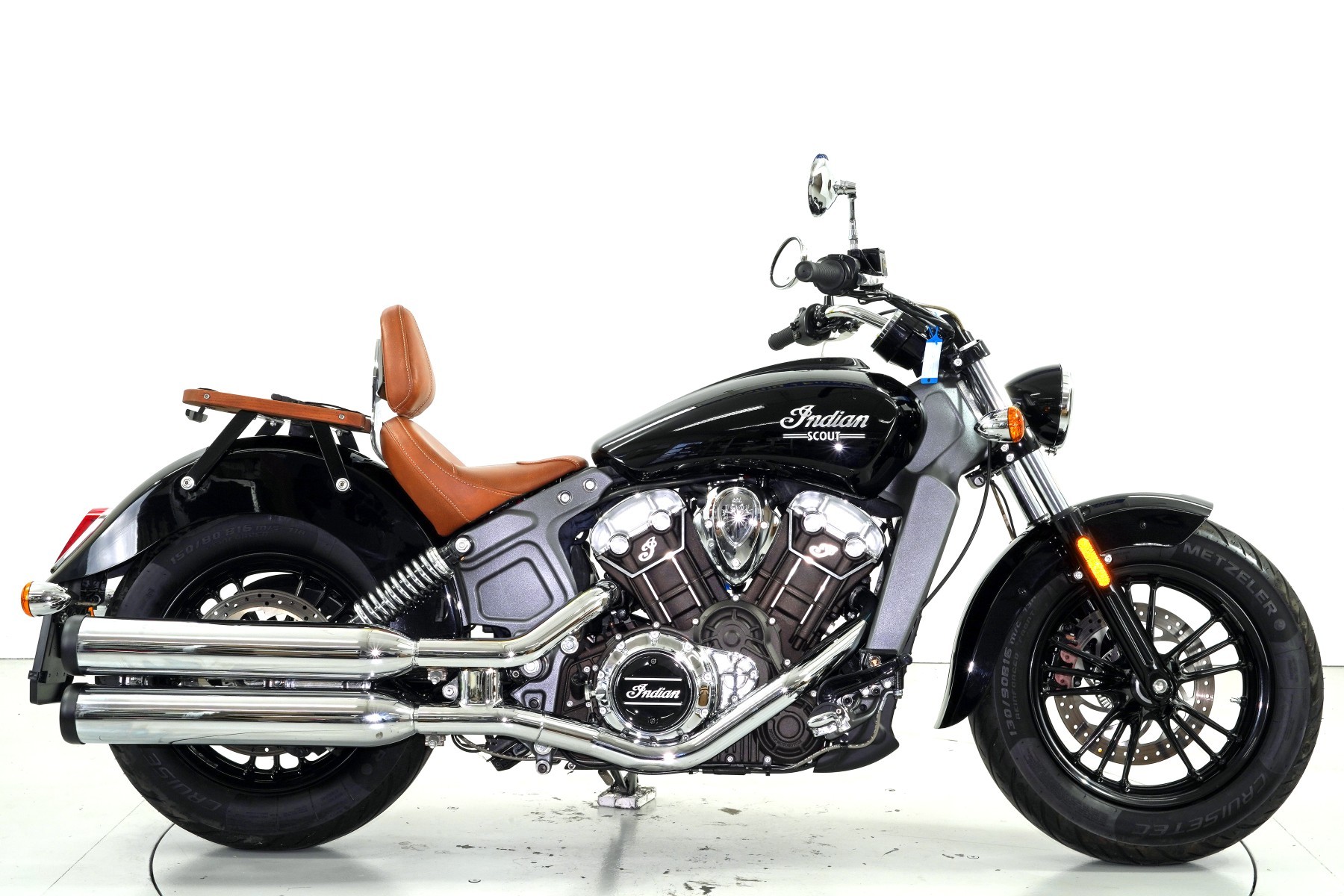 INDIAN Scout ABS-showroom-element-3